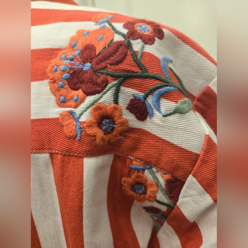 Sezane MAXY ROSE ๐น Embroidered Flowers on Red And White Stripes Size 34 - Picture 9 of 11